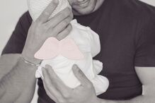 Paulo Teixeira, namorado da Helena Coelho, e a filha, Íris