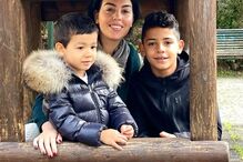 Georgina Rodríguez e os filhos 