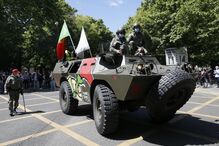 Centenas de pessoas comemoram o 25 de Abril em Lisboa