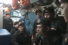 Vídeo mostra tripulação de submarino afundado na Indonésia a entoar canção de despedida