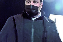 Pedro Pinho filmado pelo repórter de imagem no momento da agressão