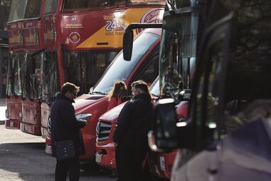Travão na atividade dos transportadores comerciais de passageiros deu origem a despedimentos no setor 