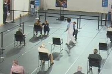 Arranca vacinação Covid em centro de Portimão