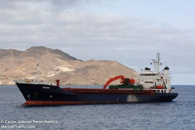 Navio Deimos