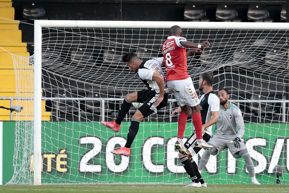 /fotosgeral/Fotos/2-38571639 (9410301) (Milenium)