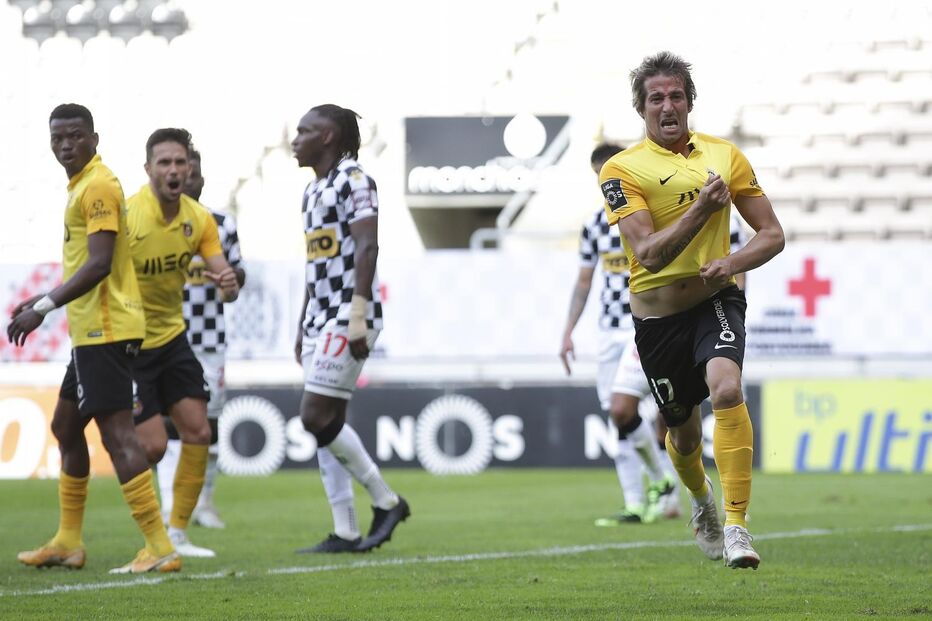 Rio Ave reitera que treinador-adjunto foi agredido por elemento do Boavista