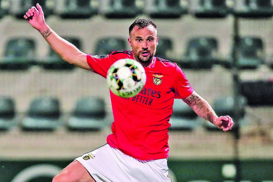 Seferovic, Benfica, jogador