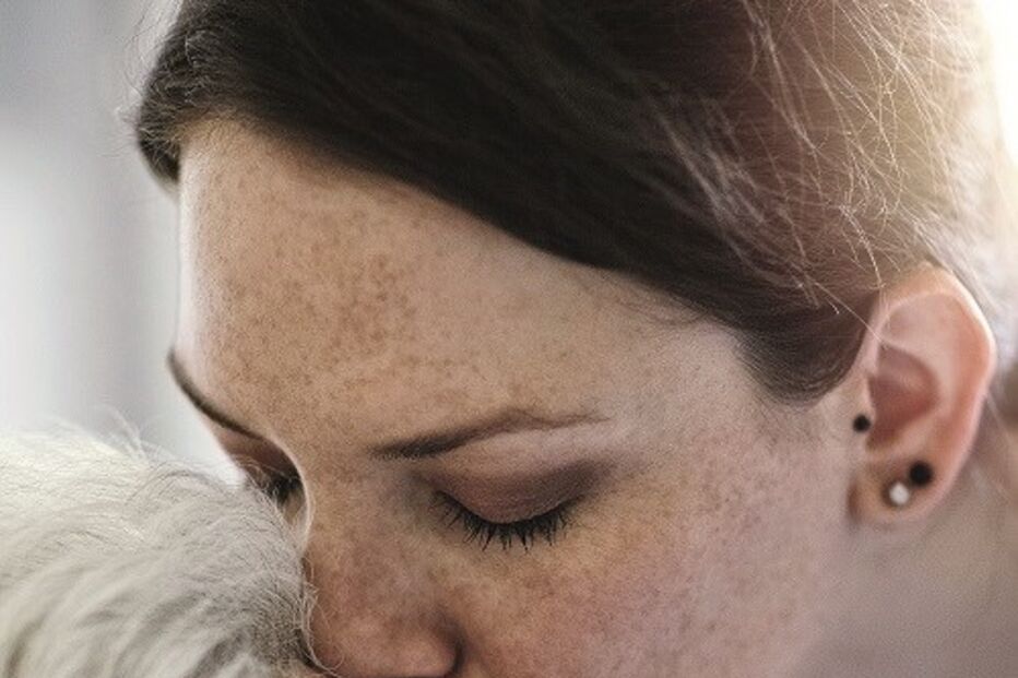 Os mais velhos vivem há mais de um ano sem contacto físico