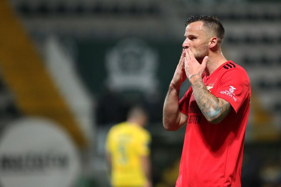 Seferovic, jogador do Benfica