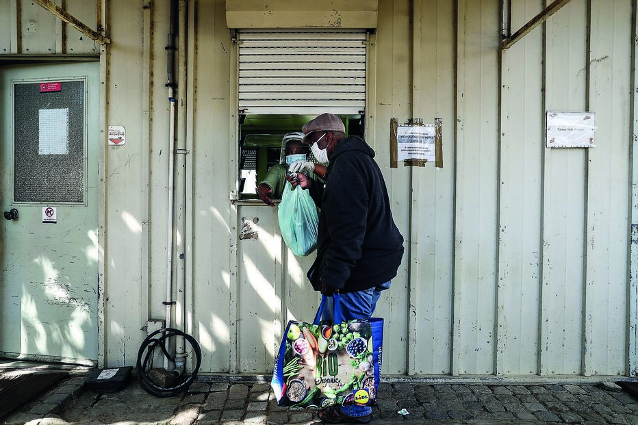 Pobreza atingia, em 2018, cerca de 11 por cento de todas as pessoas empregadas em Portugal
