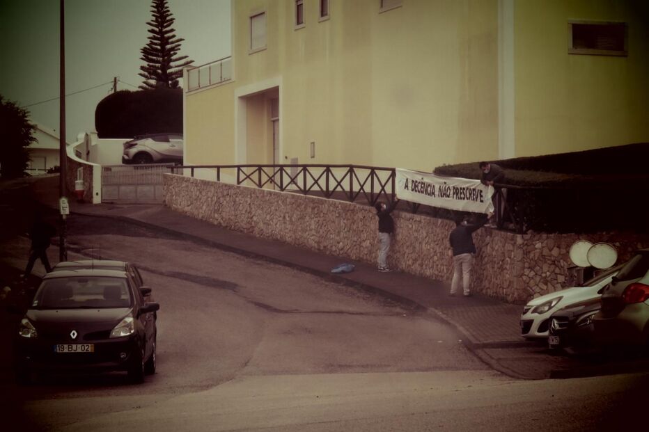 Cartazes com mensagem 