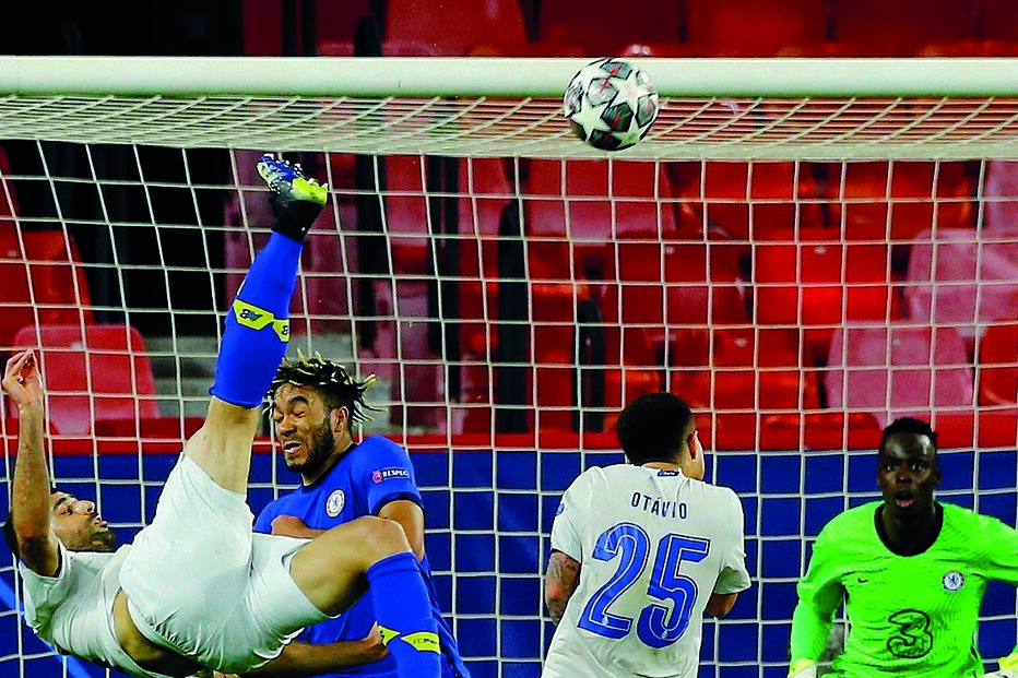 Taremi fez um golão ao Chelsea nos ‘quartos’ da Champions