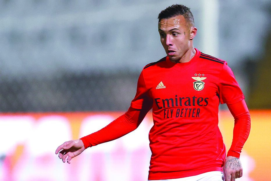 Everton, jogador do Benfica