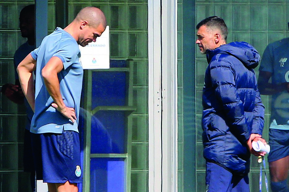 Pepe confessou agora já ter dito a Sérgio Conceição que queria que ele renovasse o contrato
