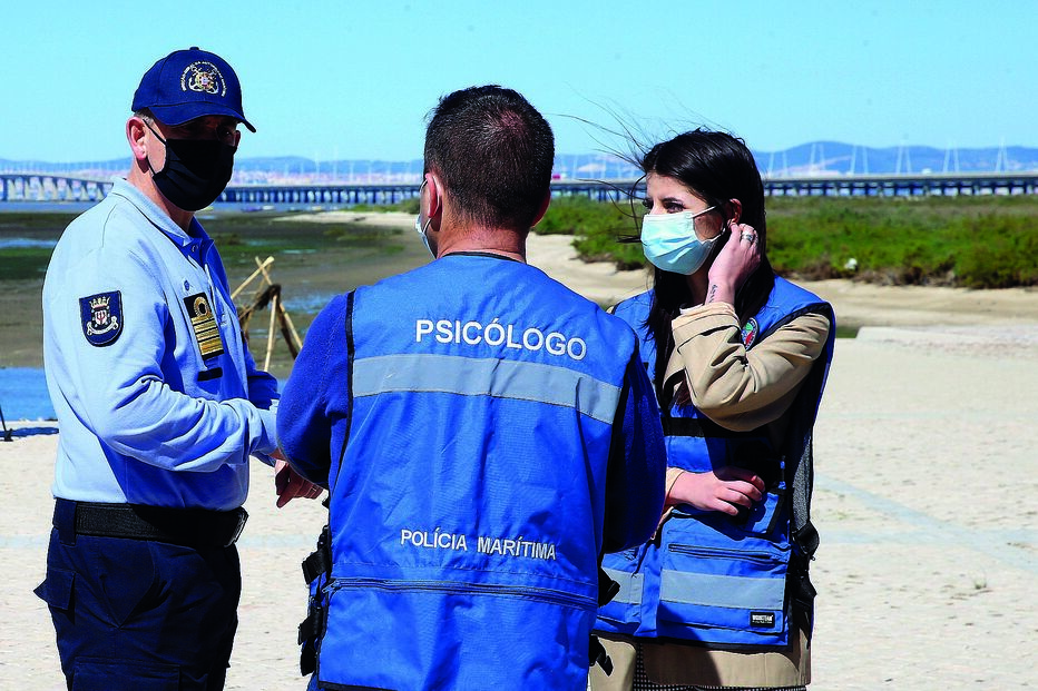 Psicólogos, desaparecimento, buscas, autoridade marítima