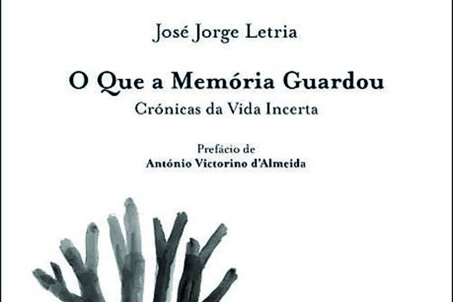 Livro de crónicas 'O que a Memória Guardou'
