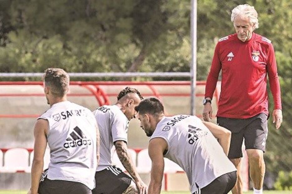 Jorge Jesus, de 66 anos, está a ter uma época difícil nas águias 