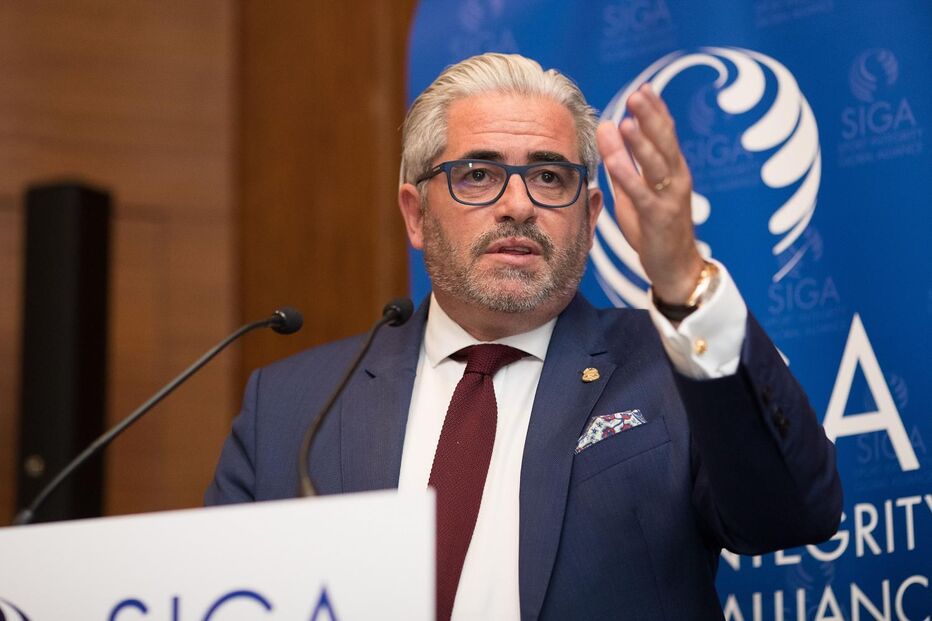 Emanuel Macedo de Medeiros