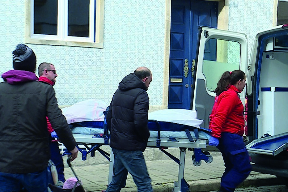 Mata filhas em espinho