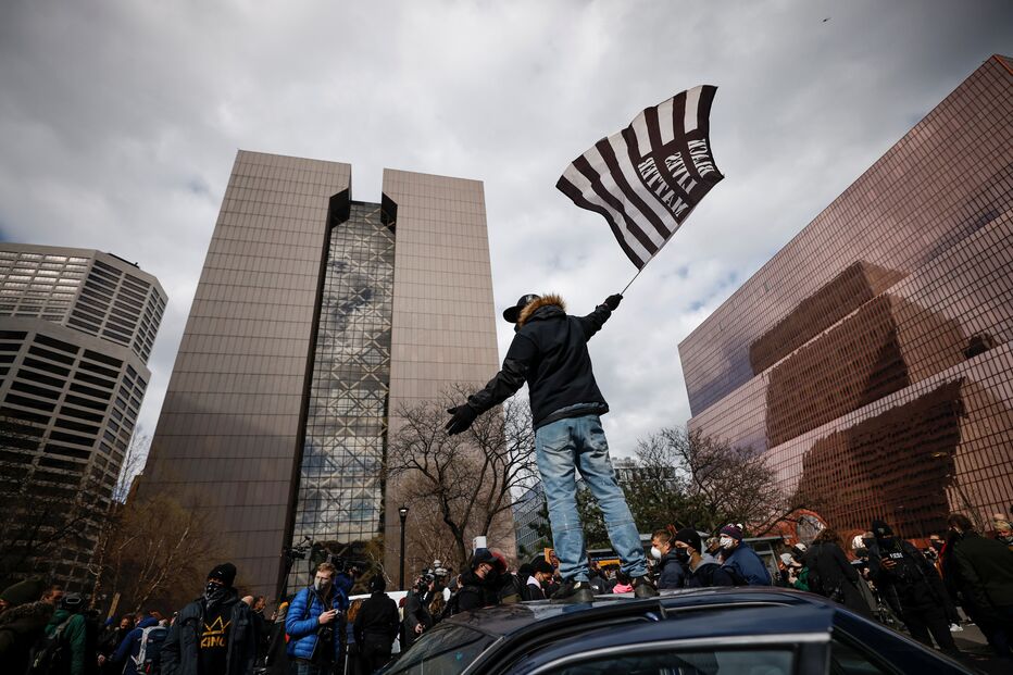 Reação à condenação de polícia pela morte de Floyd
