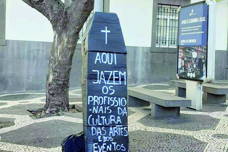 Funchal também aderiu ao protesto dos profissionais da Cultura
