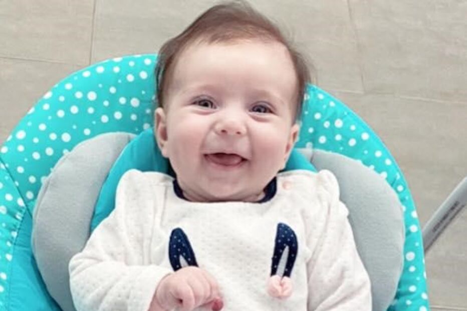 Maria Clara tem apenas quatro meses