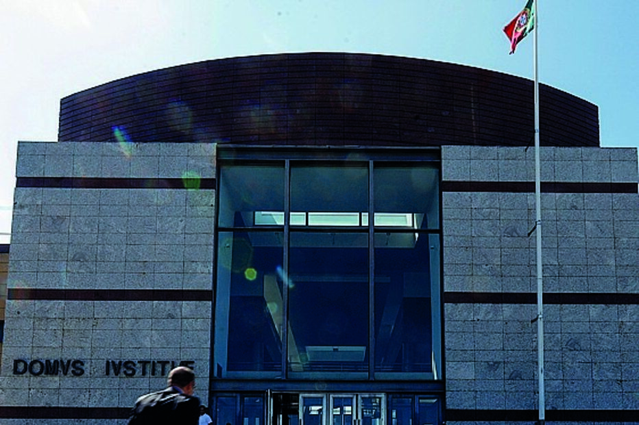 Decisão do tribunal foi esta quinta-feira adiada
