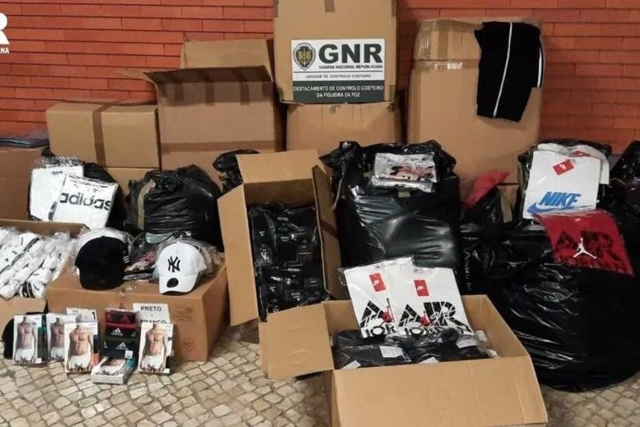 GNR apreende cerca de quatro mil artigos de vestuário contrafeito em Estarreja 