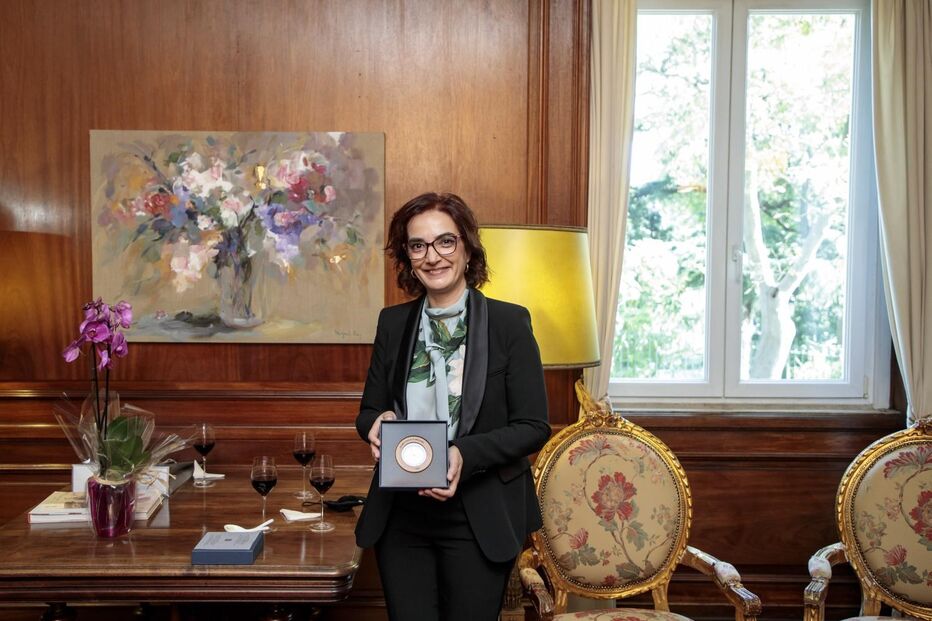 Investigadora Elvira Fortunato recebe Prémio Pessoa