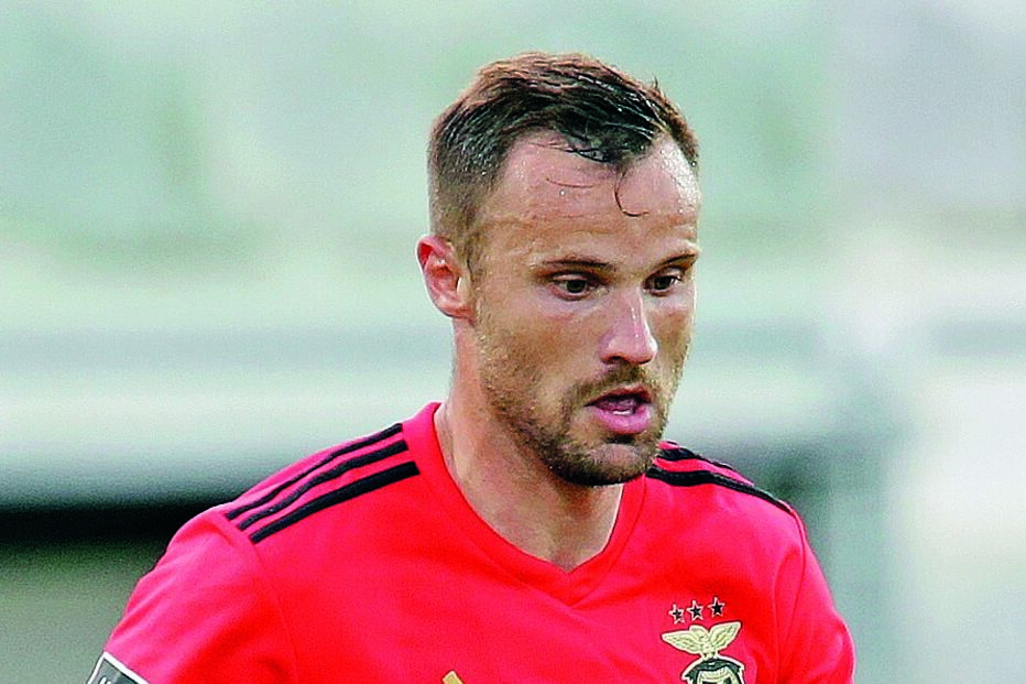 Seferovic bisou no último jogo já com o uruguaio em campo