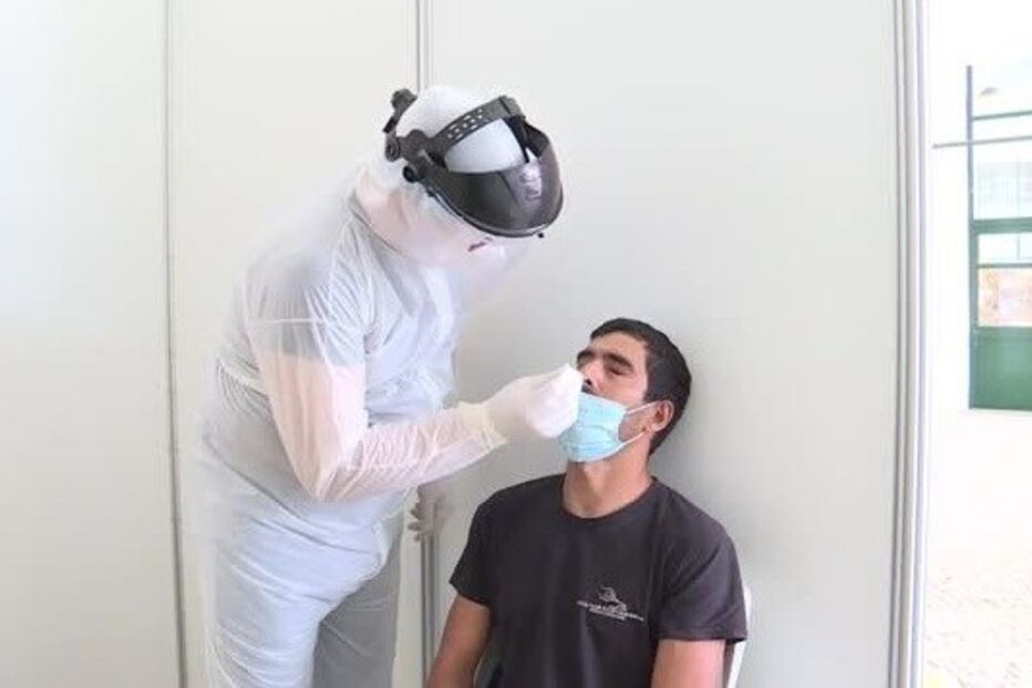 43 concelhos em risco de não desconfinarem devido aos casos de Covid-19