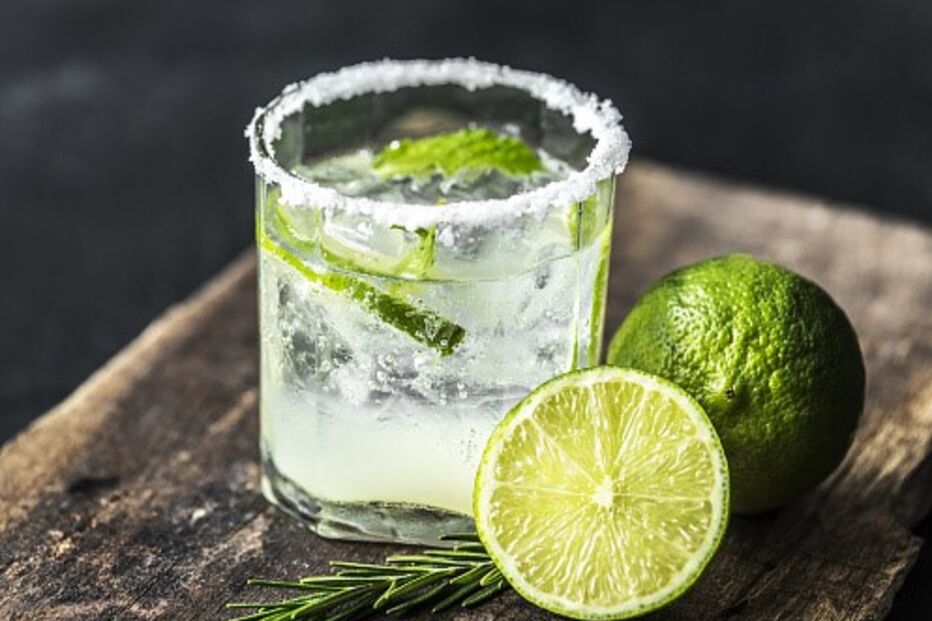 Caipirinha, bebidas