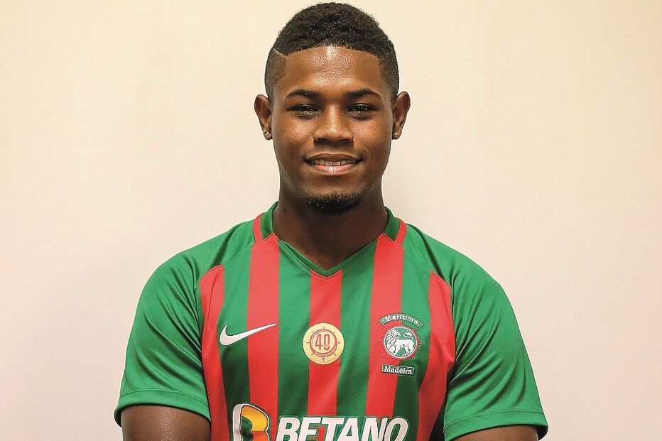 Mosquera foi operado terça-feira ao ombro direito