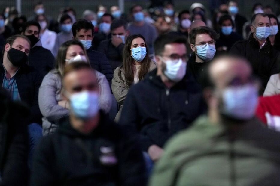 Espetáculo de humor em Braga lotado com 400 pessoas	