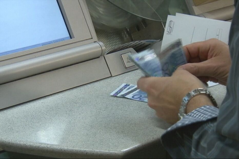 Dinheiro, economia, finanças