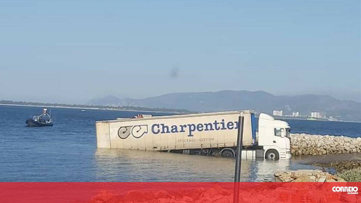 Traficantes em pânico abandonam mais um camião em Setúbal. É o quarto