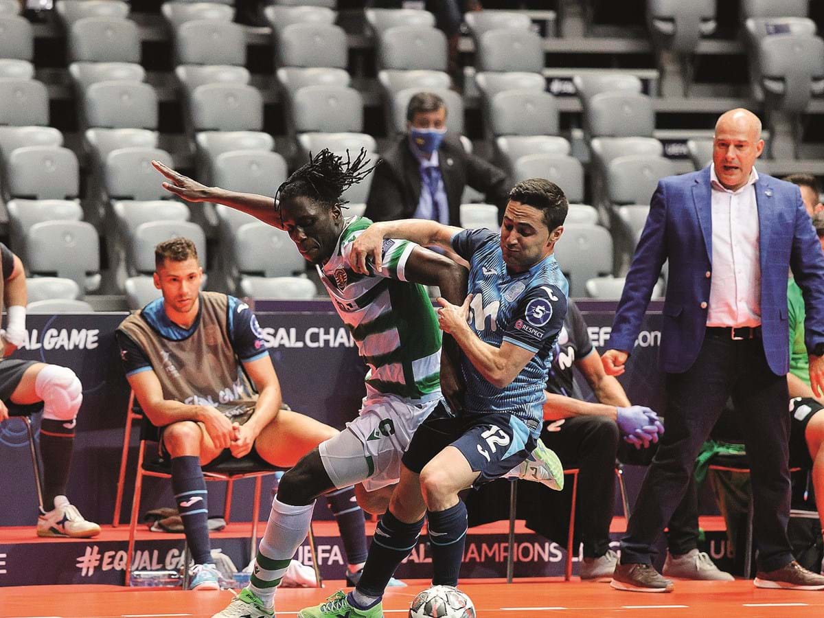 Neto perde troféu de melhor jogador de futsal do mundo e pede