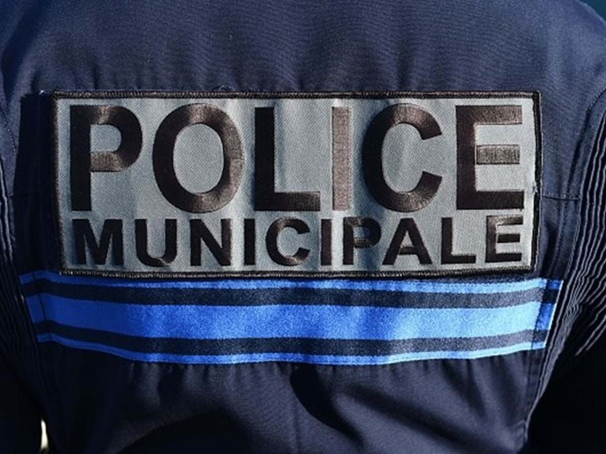 Crianças retiradas em rusga policial - Portugal - Correio da Manhã