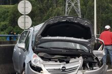 Duas pessoas encarceradas em acidente com dez carros na A41 em Alfena, junto ao acesso para a A3