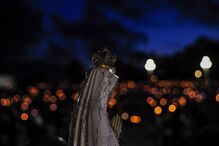 Santuário de Fátima ilumina-se durante Procissão das Velas