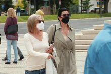 Vários rostos da televisão, teatro e cinema marcaram presença no último adeus à atriz Maria João Abreu, em Lisboa