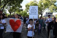 Marcha contra restrições sanitárias reúne centenas nas ruas de Lisboa