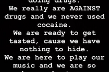 Banda desmentiu, ainda durante a noite, através das redes sociais, que o vocalista Damiano David tenha consumido cocaína.