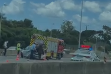 Dois feridos em colisão e capotamento na A5