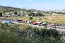 Acidente com camião no IC16 em direção ao Ubbo