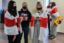 Imagem 2021-05-23T221058Z_1025964976_RC2YLN96X2NM_RTRMADP_3_BELARUS-POLITICS-AIRPORT-ACTIVISTS.JPG (9936613) (Milenium)