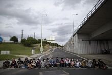 Jovens ativistas manifestaram-se na Rotunda do Relógio