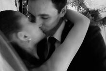 Ariana Grande revela imagens do casamento