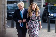 Boris Johnson com a mulher, Carrie Symonds