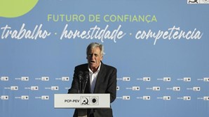 Jerónimo sugere a Costa que tenha "mais tento" nas críticas aos autarcas do PCP 